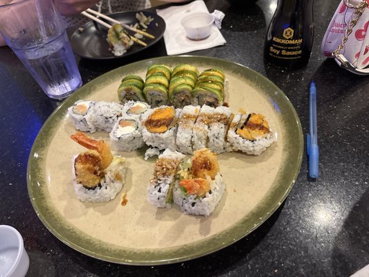 Sushi Village by null