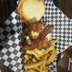 Godfrey's Ale House - Hangover burger