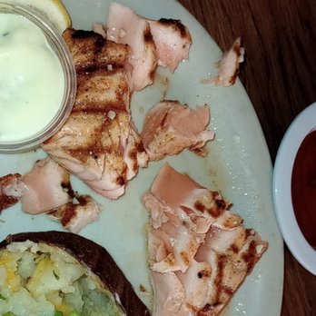 Traylor's Restaurant - American Near Me - Port Angeles, Washington