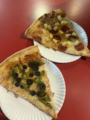 DeMos Pizzeria & Deli by null