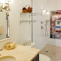 Gallows Point Resort - Ocean Lower Bathroom