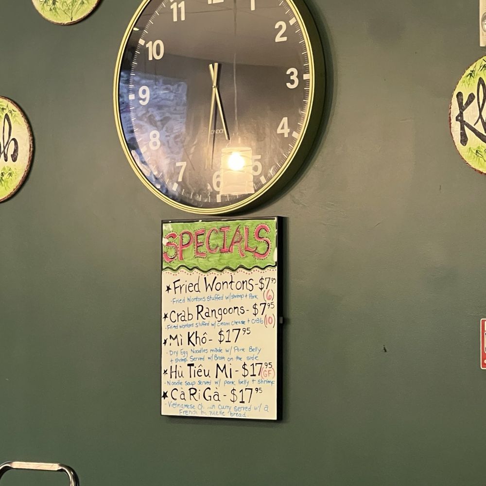 Mama's Pho House - Some more specials on the wall - Coffee & Tea Near Me - Malta, New York