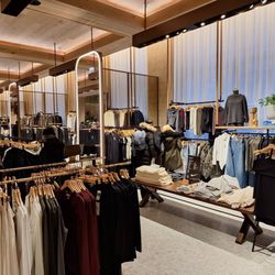 Aritzia