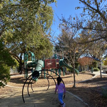 Maddux Park - Parks Near Me - Redwood City, California Maddux Park - Parks Near Me - Redwood City, California