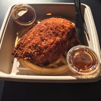 Wild Oak Cafe - Chicken and waffles with spicy syrup! Good gracious it's tasty! - Cafes Near Me - Glendale, California Wild Oak Cafe - Chicken and waffles with spicy syrup! Good gracious it's tasty! - Cafes Near Me - Glendale, California