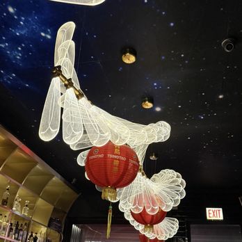 Best Bar - Lounges Near Me - Chicago, Illinois