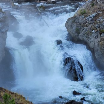 Yellowstone Excursions - Firehouse Falls - Tours Near Me
