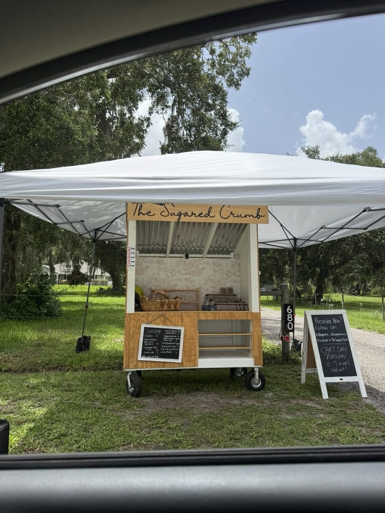 The Sugared Crumb Logo