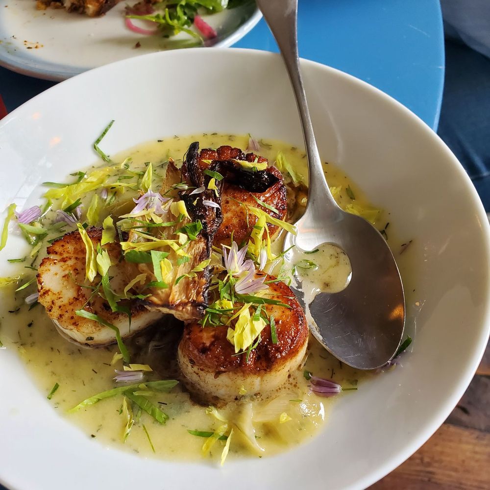 Honeycomb - Scallops - Breakfast & Brunch Near Me - Hamilton, Massachusetts Honeycomb - Scallops - Breakfast & Brunch Near Me - Hamilton, Massachusetts