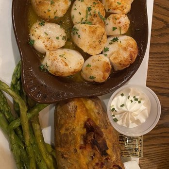 Marblehead Chowder House - Dry scallops, broiled, cheesy bacon topped baked potato , asparagus - Seafood Near Me - Easton, Pennsylvania