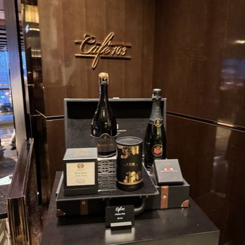 Café 103 - Buffets Near Me - Kowloon, HK
