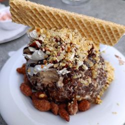 Colosseum - Tartuffo Nuss Becher