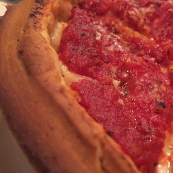 Giordano's - Pizza Near Me - Naperville, Illinois