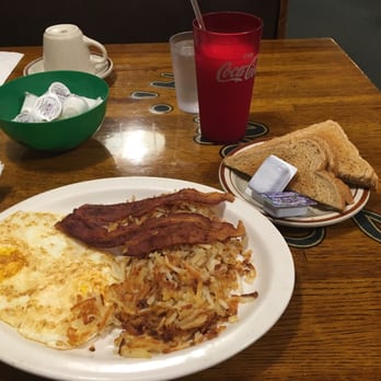 Lori's Diner - Breakfast at Lori's dinner. - Diners Near Me - Kankakee, Illinois