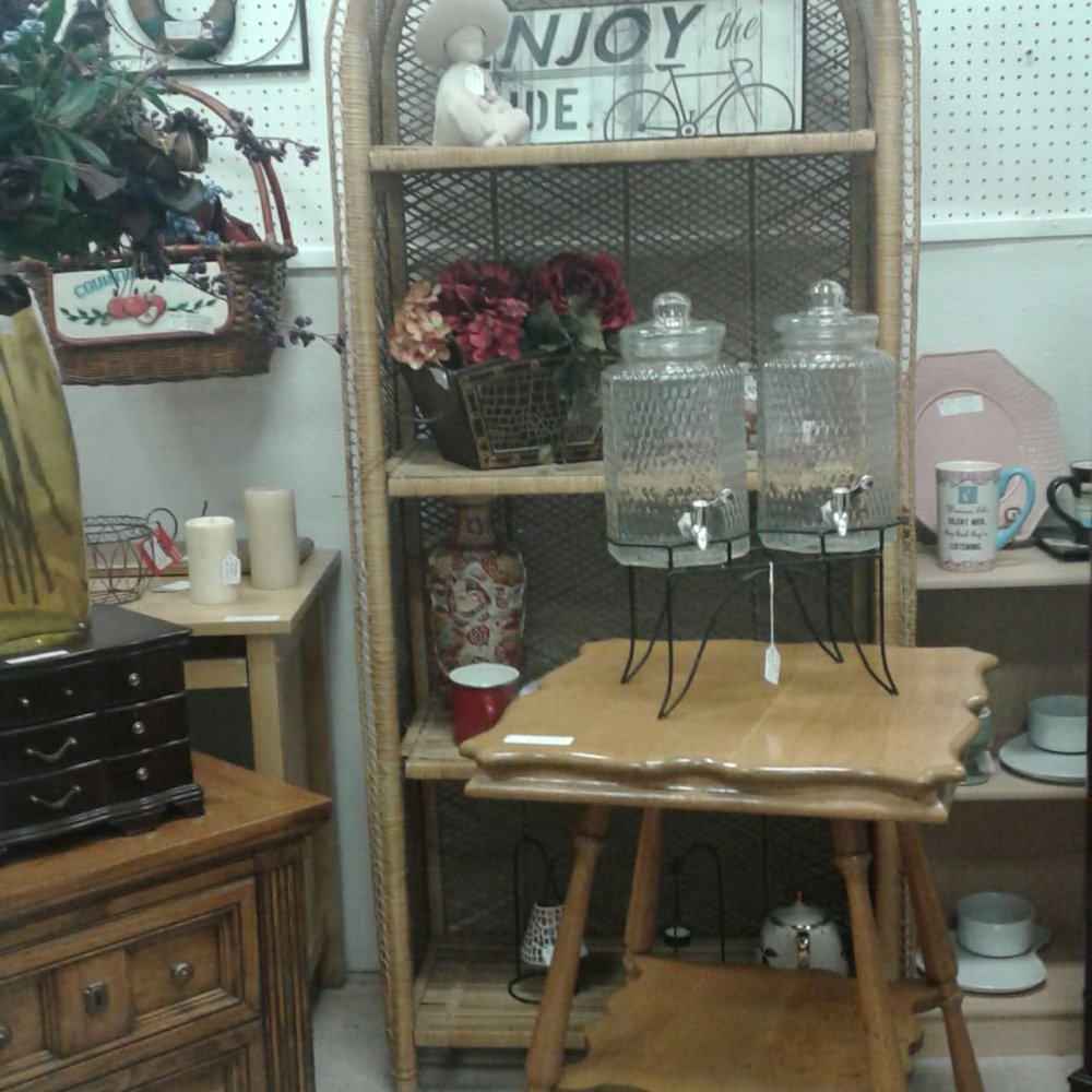Outer Loop Peddlers Mall - Thrift Stores Near Me - Louisville, Kentucky