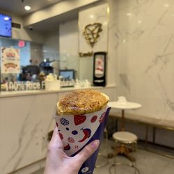 T-Swirl Crepe - Small Cream Brulee