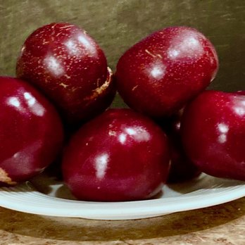 Sam's Daily Fresh Produce - santa rosa plums: exceptionally rare these days.
absolutely the best plum! - Grocery Near Me - Glendale, California Sam's Daily Fresh Produce - santa rosa plums: exceptionally rare these days.
absolutely the best plum! - Grocery Near Me - Glendale, California