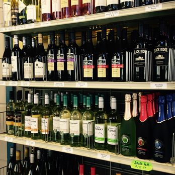 Campys Pizza & 6 Pack Shop - Awesome wine selection at Charleroi/Speers Campys! - Pizza Near Me - Charleroi, Pennsylvania Campys Pizza & 6 Pack Shop - Awesome wine selection at Charleroi/Speers Campys! - Pizza Near Me - Charleroi, Pennsylvania