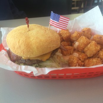 Westside Drive-In - Love the flag! - Diners Near Me - Boise, Idaho