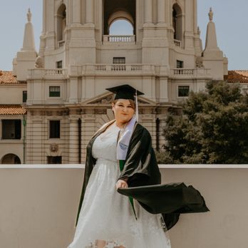 Breanna Lynn Photography - Grad Photos - Session Photography Near Me Breanna Lynn Photography - Grad Photos - Session Photography Near Me