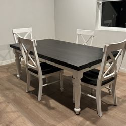 Broadway Furniture - Kitchen Table