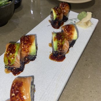Union - Spicy Mango Maguro with black rice - Japanese Near Me - Chicago, Illinois Union - Spicy Mango Maguro with black rice - Japanese Near Me - Chicago, Illinois