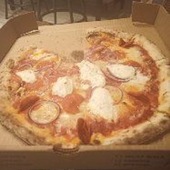 La Pizza - I forgot what my wife ordered but It was fuego - Pizza Near Me - South Miami, Florida La Pizza - I forgot what my wife ordered but It was fuego - Pizza Near Me - South Miami, Florida