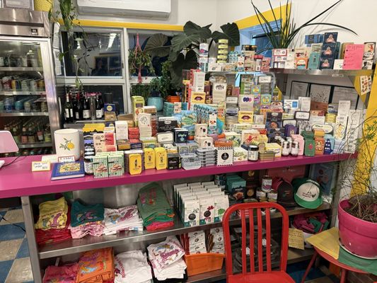 Zinnia’s Dinette by null