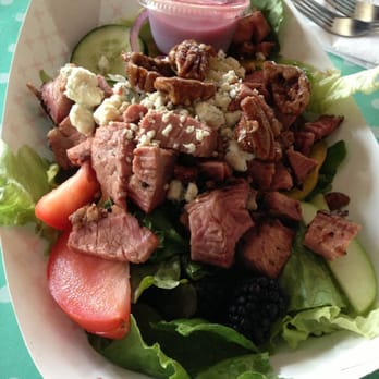 Aptos St BBQ - tri-tip salad with raspberry vinaigrette, candied pecans, blue cheese. love! - Barbeque Near Me - Aptos, California Aptos St BBQ - tri-tip salad with raspberry vinaigrette, candied pecans, blue cheese. love! - Barbeque Near Me - Aptos, California