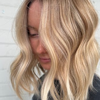 Golden Hour Salon - Blonde balayage - Hair Salons Near Me - Dallas, Texas Golden Hour Salon - Blonde balayage - Hair Salons Near Me - Dallas, Texas