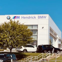 HENDRICK BMW - 84 Photos & 191 Reviews - 6950 E Independence Blvd ...