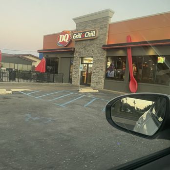 Dairy Queen Grill & Chill - Building - Ice Cream & Frozen Yogurt Near Me - Gretna, Louisiana Dairy Queen Grill & Chill - Building - Ice Cream & Frozen Yogurt Near Me - Gretna, Louisiana