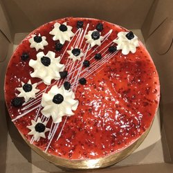Wow-Cakes - Raspberry Mousse cake :)