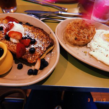 Snooze, an A.M. Eatery - French toast/ hashbrowns/ over easy egg - Breakfast & Brunch Near Me - Westminster, Colorado