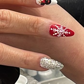 Queen Spa & Nails - By Queeeni - Nail Salons Near Me - Sun Valley, California