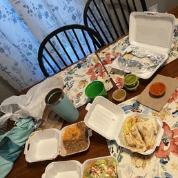 Notice NO queso on our queso burrito and they left out our order of queso and chip... Notice NO queso on our queso burrito and they left out our order of queso and chip...