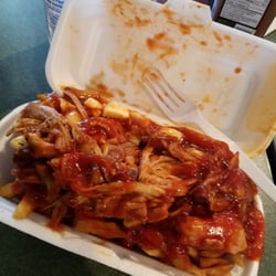 Chez Mamie Yoyo - Pulled pork poutine