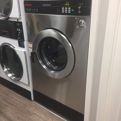 Laundry On Arnett - 60 lb washer can wash five comforters at once for $6.75 per wash. Free hot water!!!