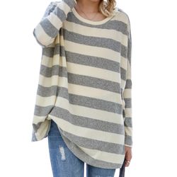 Dolly's Boutique - Simple Treasures - Soft and oh-so-comfy pullovers