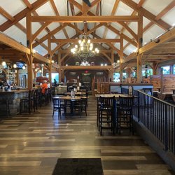 Timber Creek Tap & Table - Dining Hall
