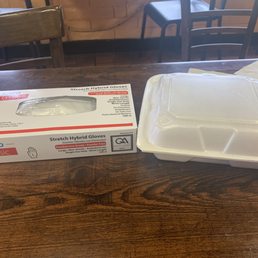 Gloves at every table. Saves from using 10 napkins to wipe your fingers! Gloves at every table. Saves from using 10 napkins to wipe your fingers!