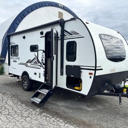 RVR Kelowna - Trailer rented at RVR