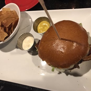 Second Street American Bistro - Burger - American Near Me - Williamsburg, Virginia