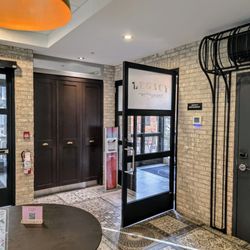 The Insignia Hotel, Sarnia, a Tribute Portfolio Hotel