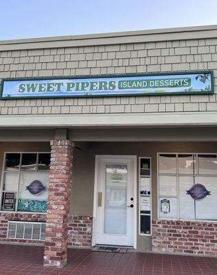 Sweet Pipers by null