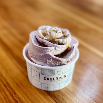 ゆ*き様 セントポーリア AB(AV) Leningrad Ice Cream Ice cream package hi-res stock photography and images - Alamy