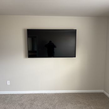 Integrated Technology Services - TV after mounting - Security Systems Near Me