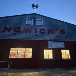 Newick's Lobster House - Front of the building