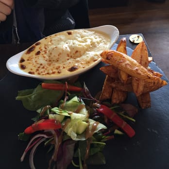 Cafesia - Mac and cheese with amazing chips - Pizza Near Me - Highld, HLD Cafesia - Mac and cheese with amazing chips - Pizza Near Me - Highld, HLD