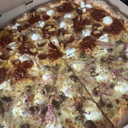 Half Delux and half un-Hawaiian Half Delux and half un-Hawaiian